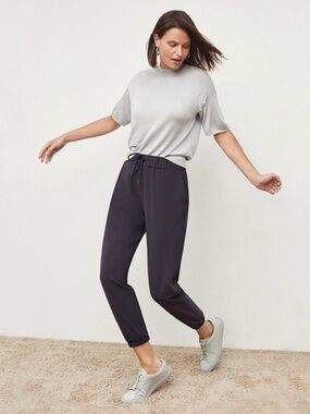 MM Lafleur 2 pairs of The Delaney Joggers in Cool Charcoal and Black size M